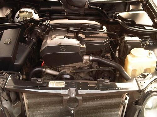 WTS : Mercedes Benz New Eyes E230 Automatic.....