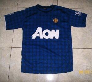 Sweater Distro Metrick