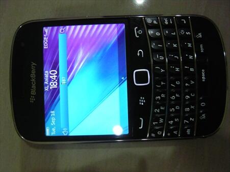 BLACKBERRY BOLD 9900 (DAKOTA) KONDISI LIKE NEW 99,99%