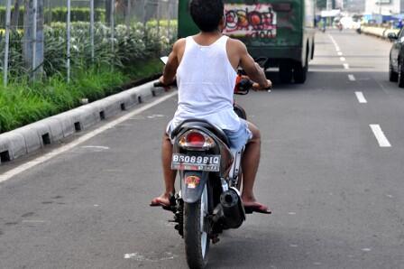 Safety Riding (Dimulai dari isi kepala anda)