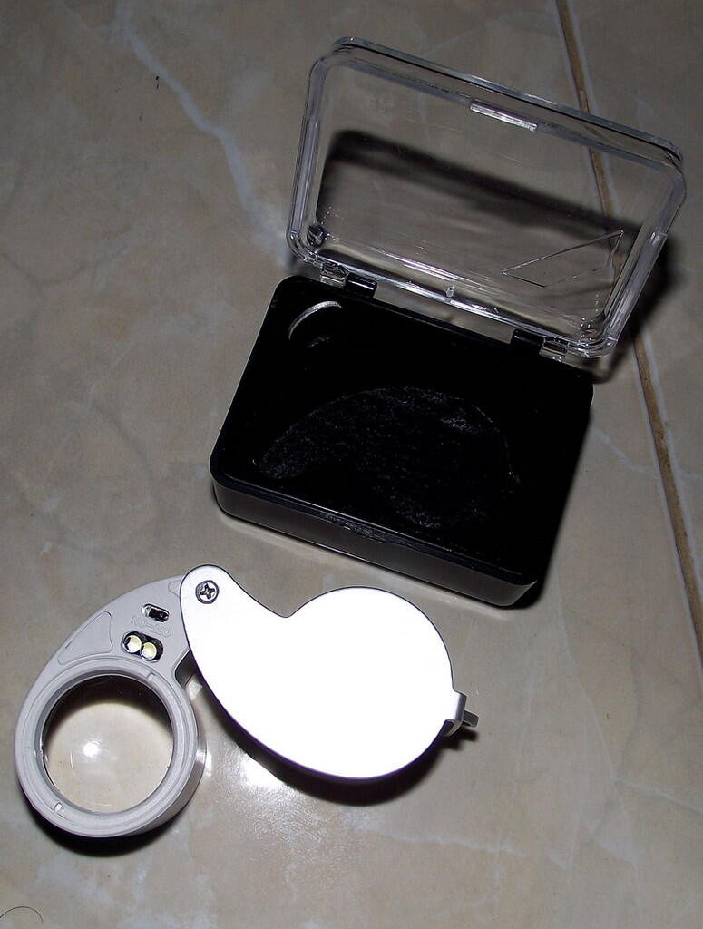 Jewellery loupe/kaca pembesar untuk koleksi perangko/koin/gemstone