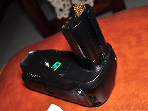 Nikon MBD80 for D80 D90