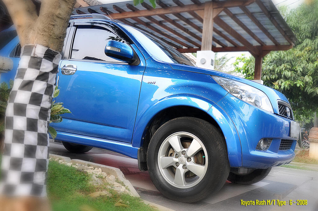 Toyota Rush G 2008 - Biru - Jok 3 Baris