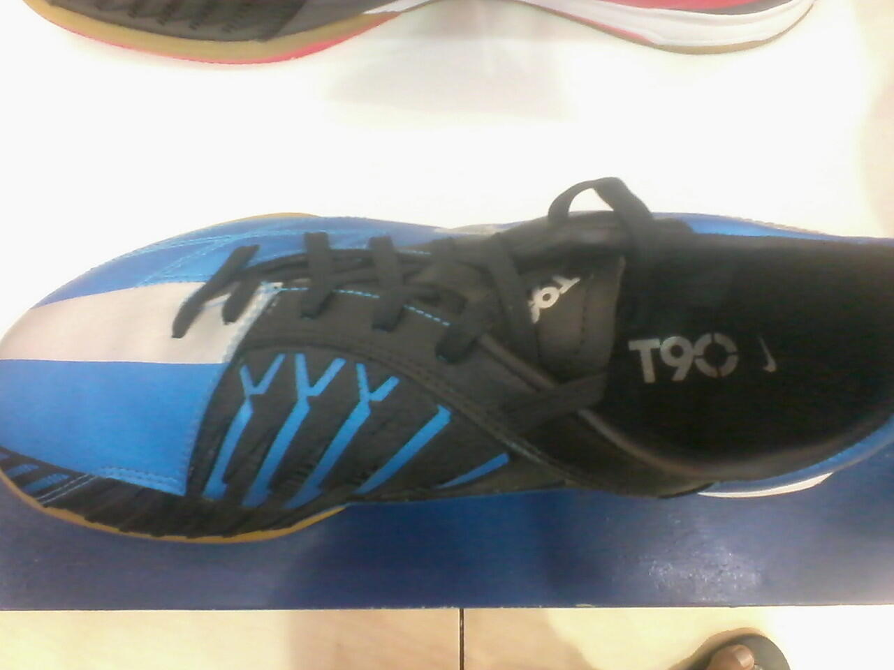 SEPATU FUTSAL ORIGINAL NIKE T90