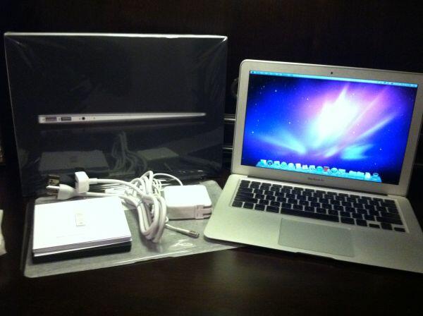 Apple MacBook Air 13" 1.86 Ghz 256GB.Rp. 3.700.000,-