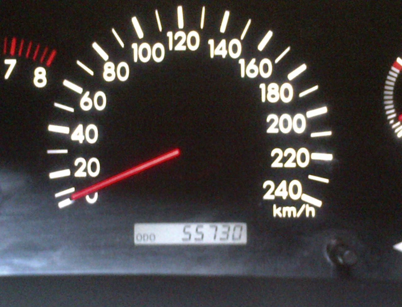 WTS Toyota Corolla Altis Type G 1.8 Th.2001 ISTIMEWA