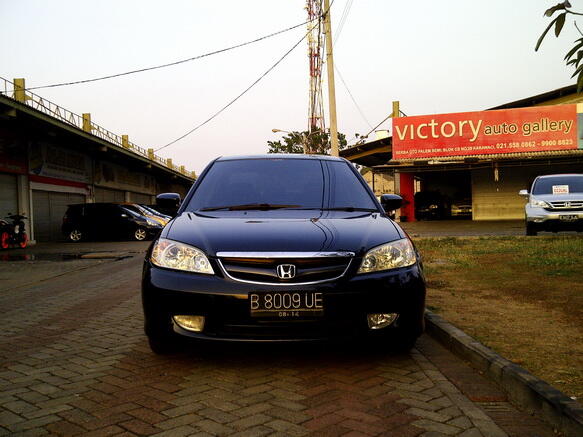 HONDA CIVIC VTI-S A/T 2004 HITAM METALIK