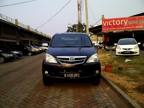 TOYOTA AVANZA 1.3 G M/T 2008 HITAM METALIK