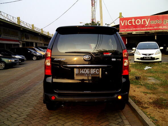TOYOTA AVANZA 1.3 G M/T 2008 HITAM METALIK