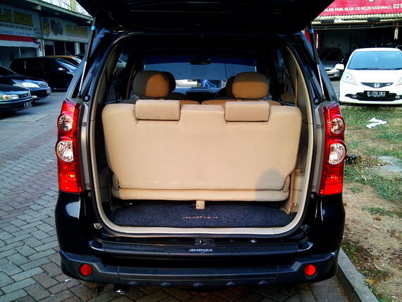 TOYOTA AVANZA 1.3 G M/T 2008 HITAM METALIK