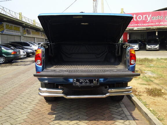 MITSUBISHI STRADA 2.5 TRITON 4X4 GLS M/T TURBO 2007 BIRU METALIK