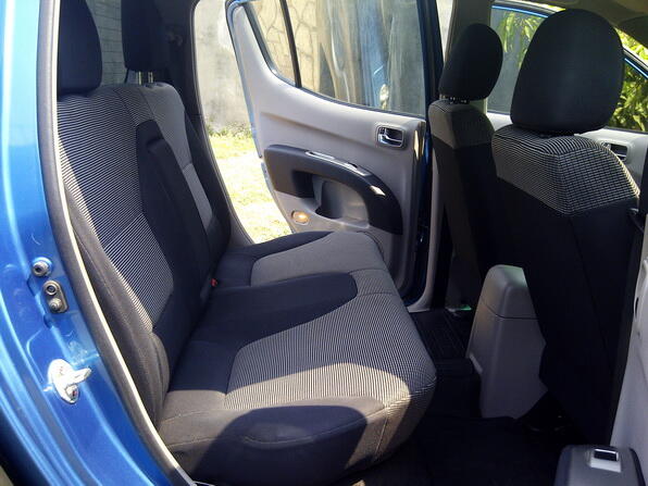 MITSUBISHI STRADA 2.5 TRITON 4X4 GLS M/T TURBO 2007 BIRU METALIK