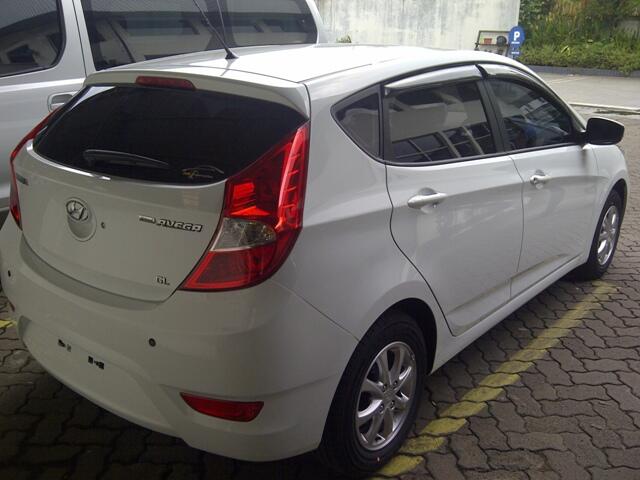 HYUNDAI GRAND AVEGA GL MT