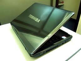 wts laptop toshiba m300 dengan harga Rp.2.1Jt