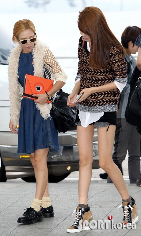 &#91;NEW&#93; SNSD At Incheon Airport...