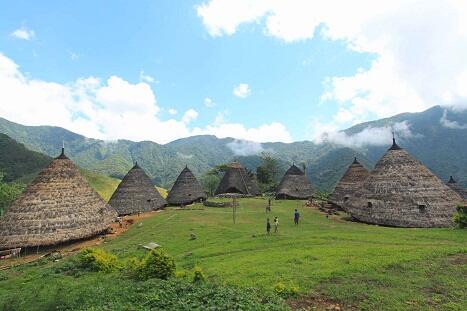 SINGGAH DI DESA WAE REBO NTT PERAIH PENGHARGAAN TERTINGGI UNESCO