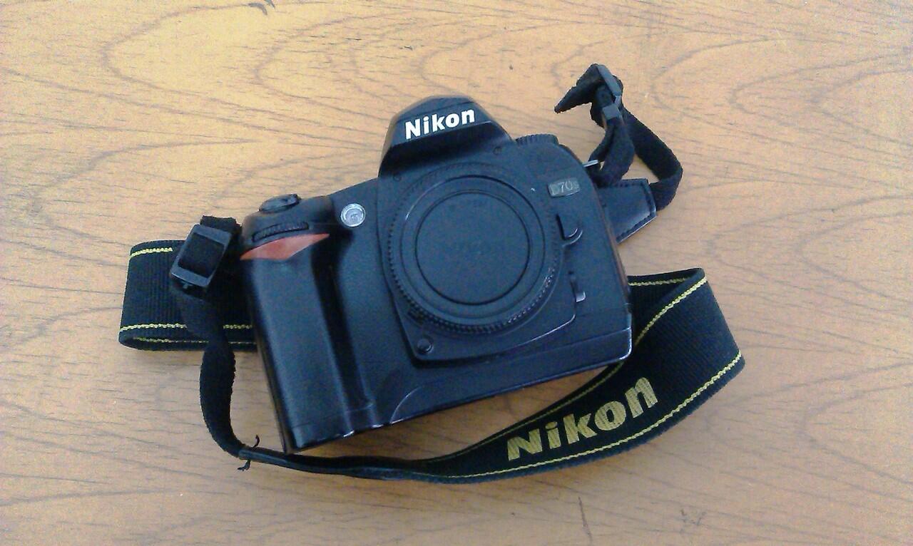 WTS: Nikon D70s IR Harlim V5 (Bandung)