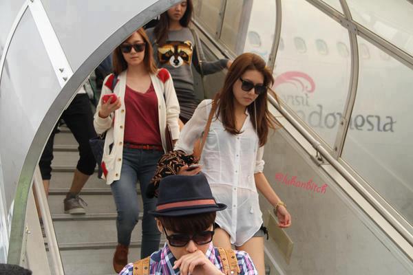 &#91;NEW&#93; SNSD At Incheon Airport...
