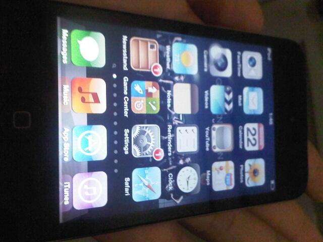 IPOD Touch 4G 32GB Black Grs sampai 23 Nov'12