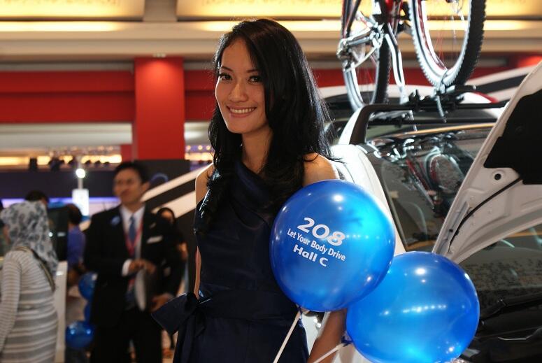 &#91;PIC&#93; SPG Indonesia International Motor Show