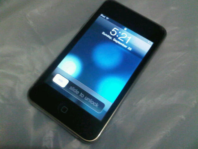 iTouch - Ipod Touch 8G 2nd Gen mulusssss 650ribu Jaksel