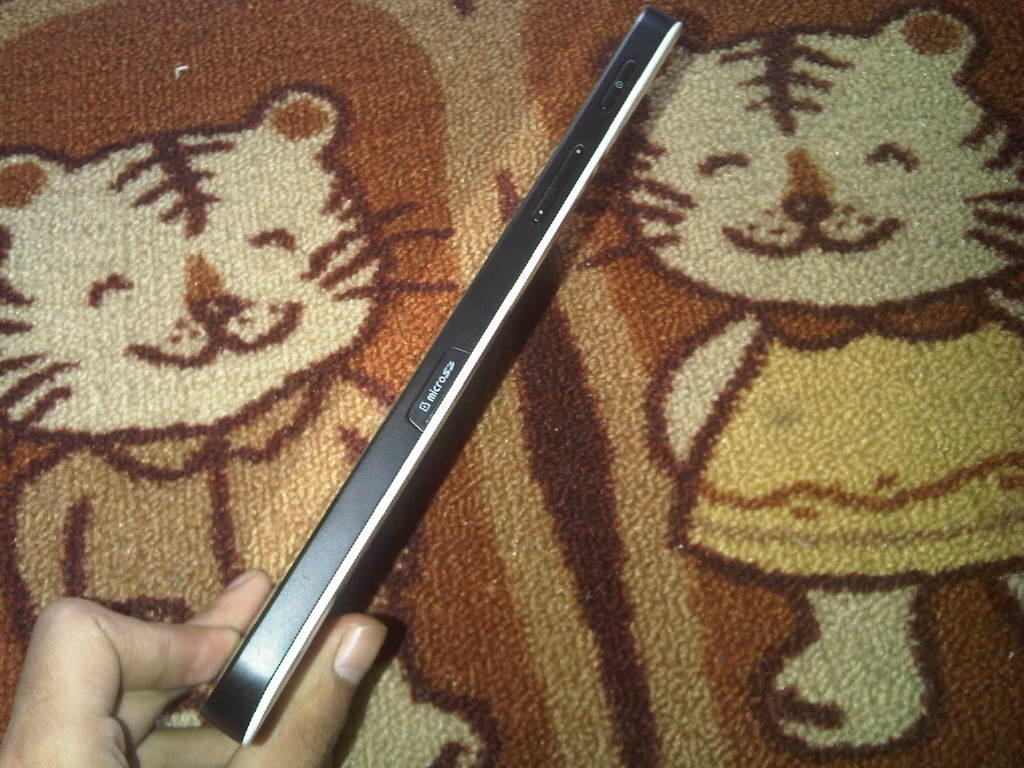 WTS Samsung Galaxy Tab GT-P1010 (WiFi) ISTIMEWA + BONUS (COD Bandung)