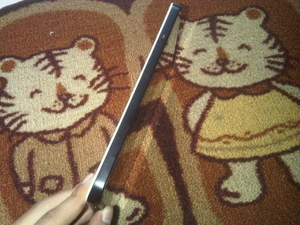 WTS Samsung Galaxy Tab GT-P1010 (WiFi) ISTIMEWA + BONUS (COD Bandung)
