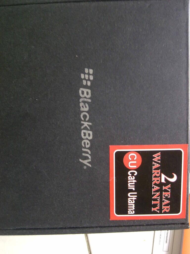 WTS BNOB Blackberry 9700 (onyx 1 )black, Bandung