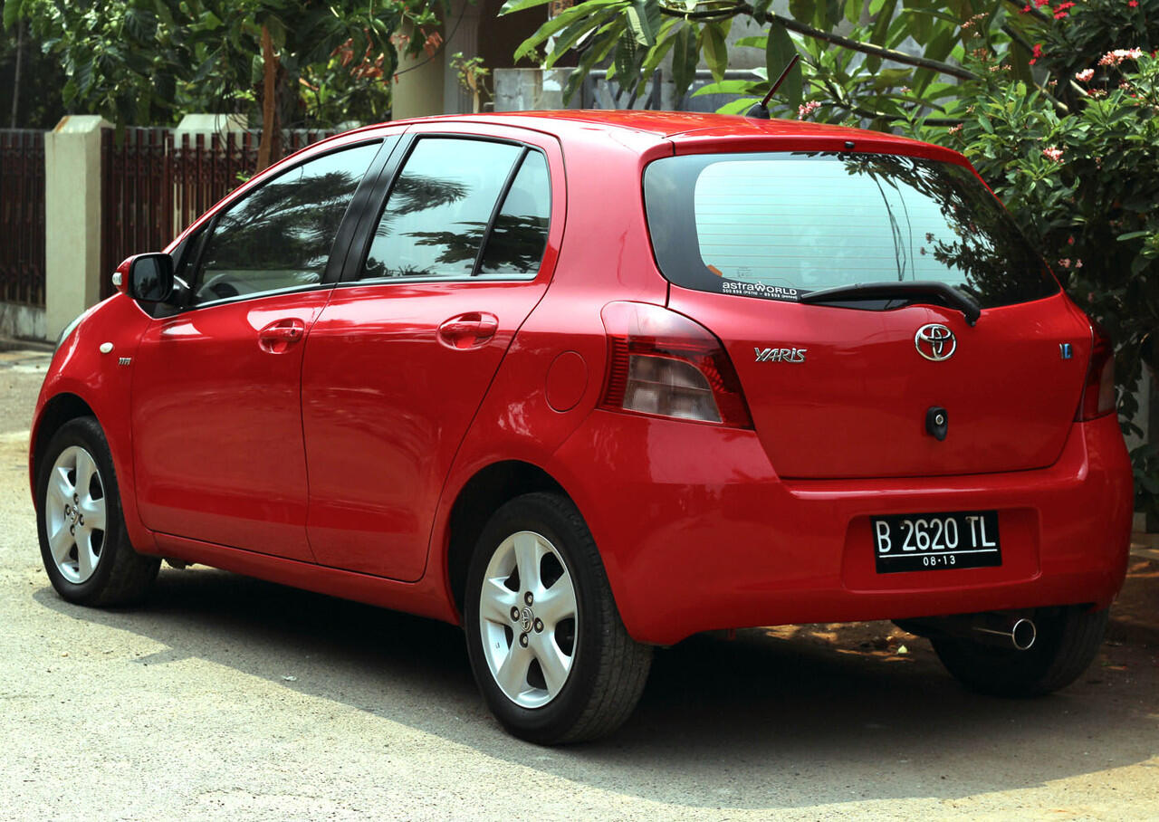 jual yaris automatik 2008
