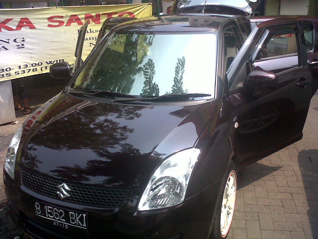 SUZUKI SWIFT 2010