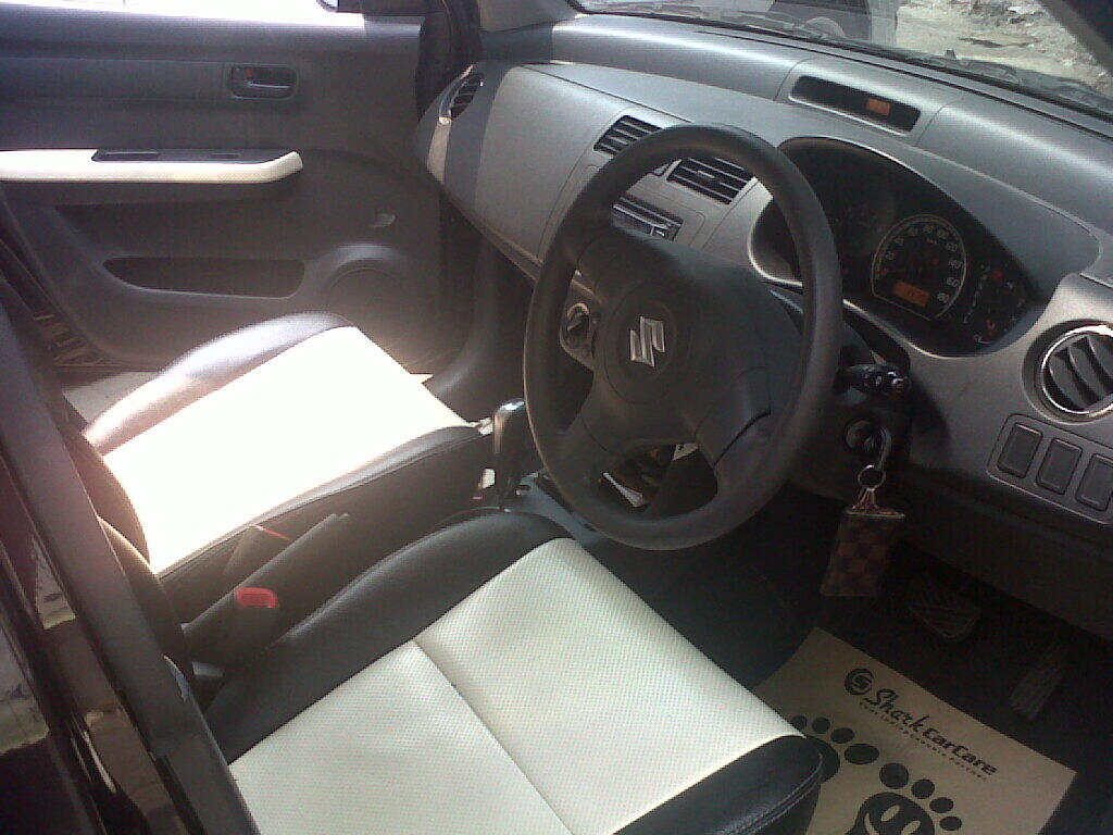 SUZUKI SWIFT 2010