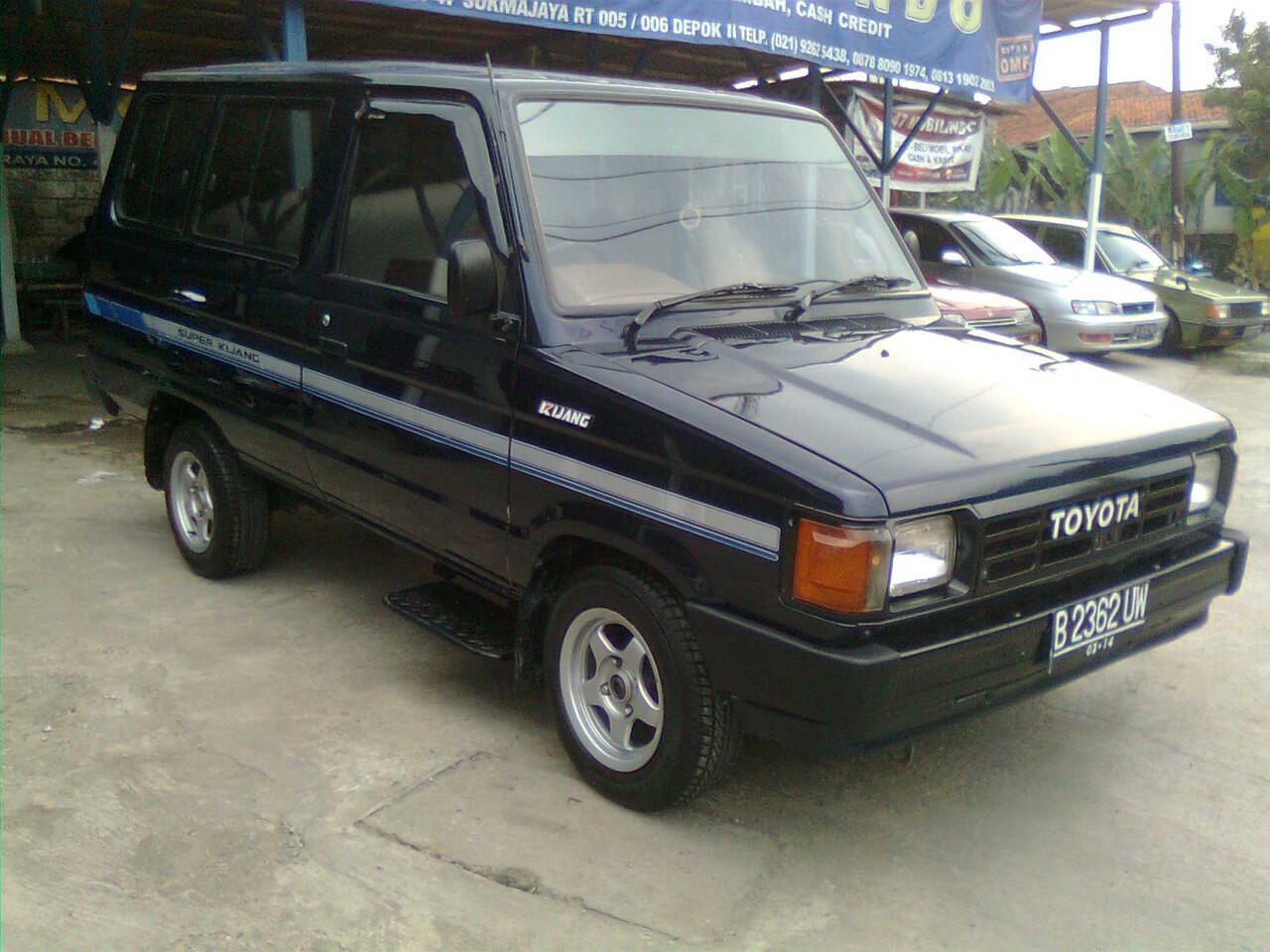 TOYOTA KIJANG SUPER (6 speed) 1990 BIRU Mtlk
ANTIK