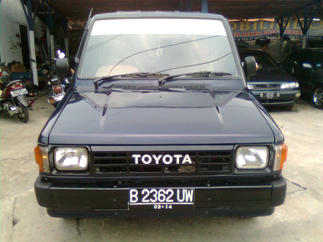 TOYOTA KIJANG SUPER (6 speed) 1990 BIRU Mtlk
ANTIK
