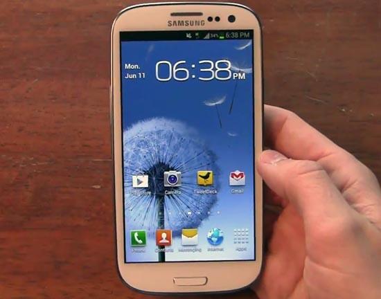 Samsung Galaxy S III 16 GB bisa Credit
