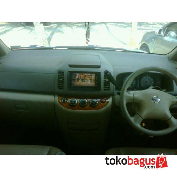 Jual Nissan Serena HWS Th 2006