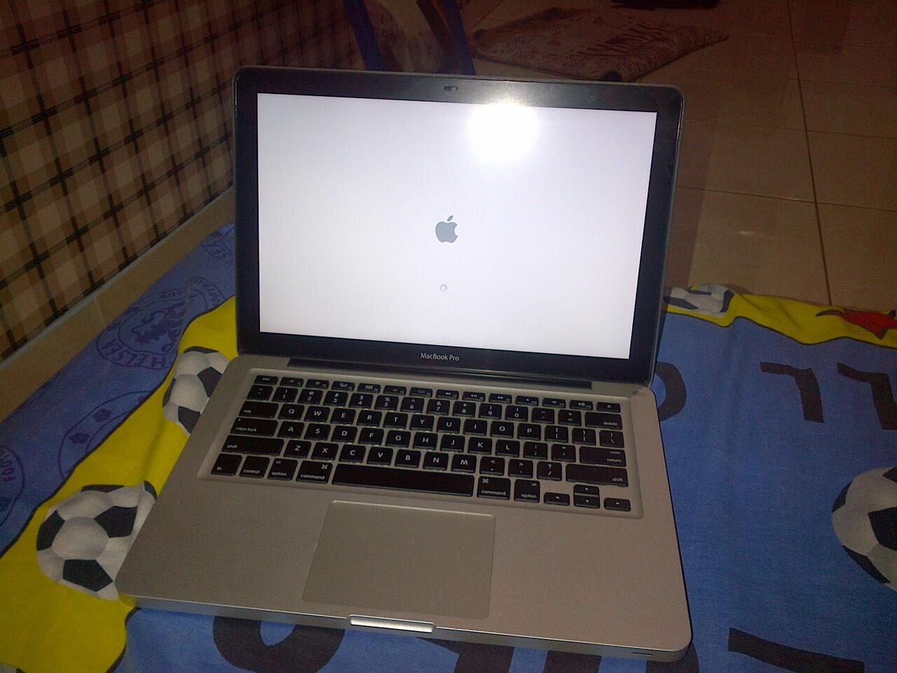 WTS macBook pro i7