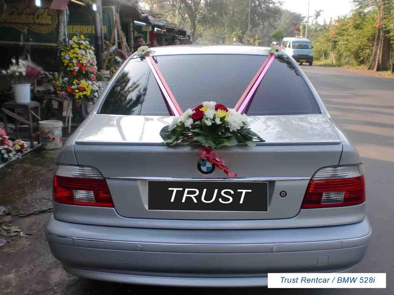 Sewa / Rental Mobil Pengantin Jakarta Odyssey, BMW, Fortuner