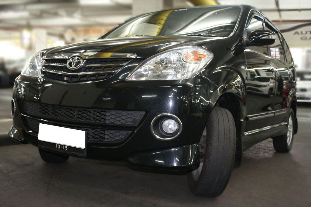 TOYOTA AVANZA G MATIC ITAM 2010 KONDISI TERAWAT !!