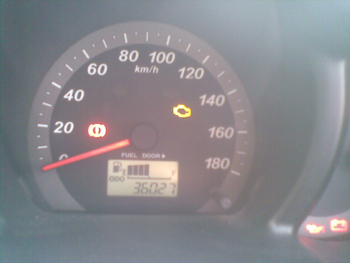 Toyota RUSH S Istimewa Hitam 2008
