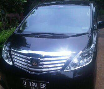 dijual toyota alphard type x thn 2009 hitam