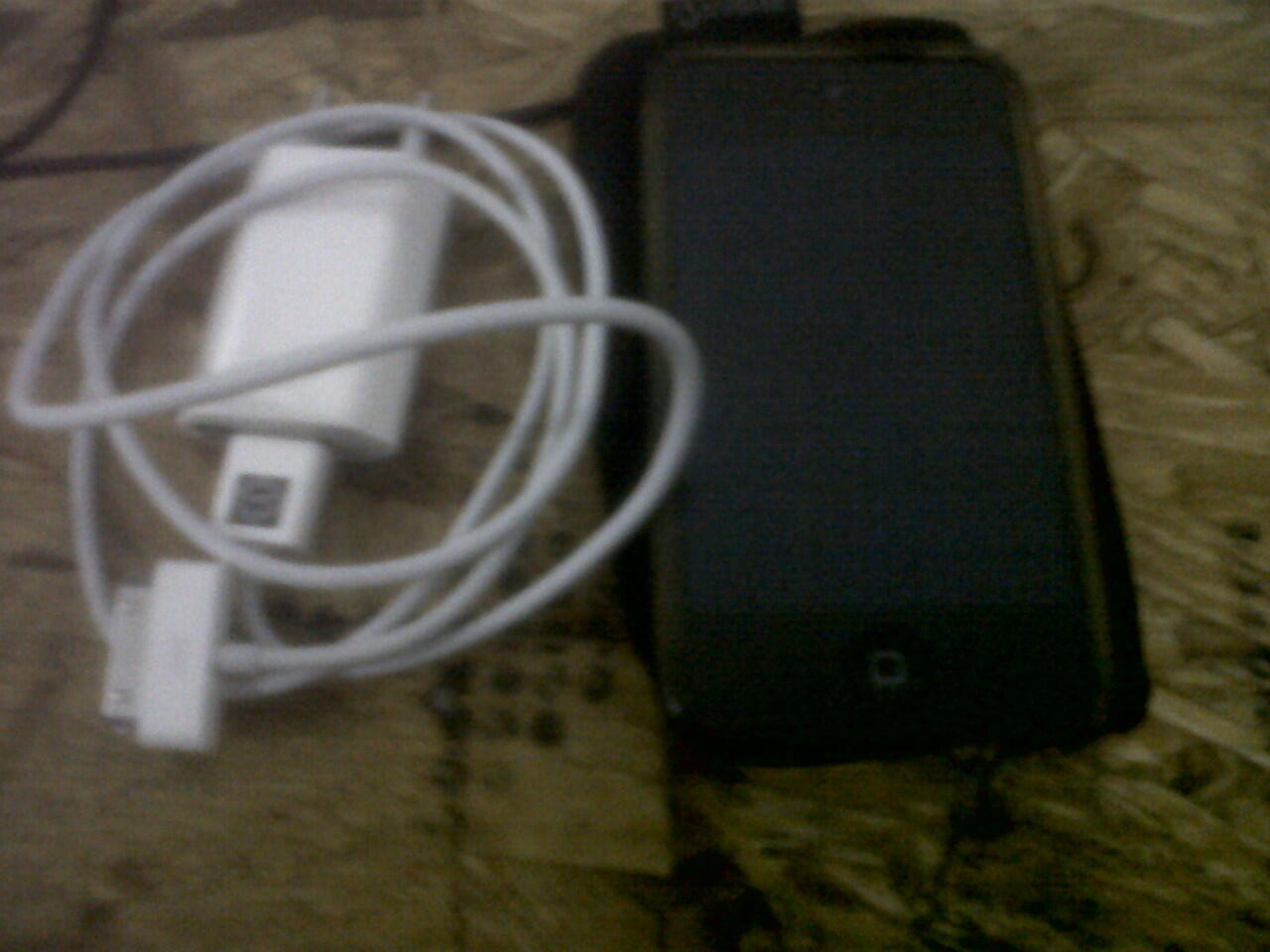 jual ipod touch 4th 32gb dan samsung champ 3303i