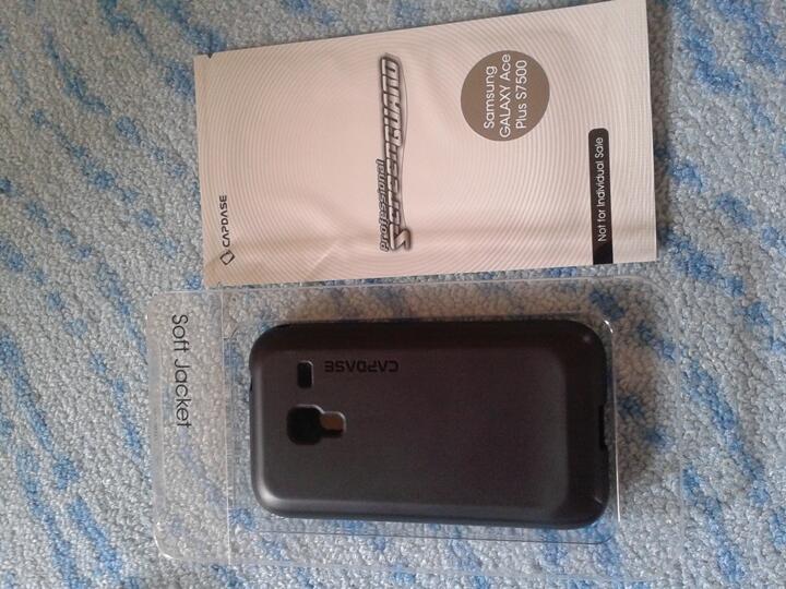 Capdase Fuze Alumor Softjacket bb Q10 Samsung Iphone 5 4s HTC Sensation Ipad Ipod5