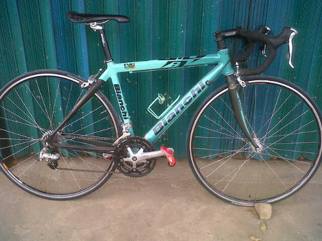 Terjual Sepeda  balap  road bike Bianchi KASKUS