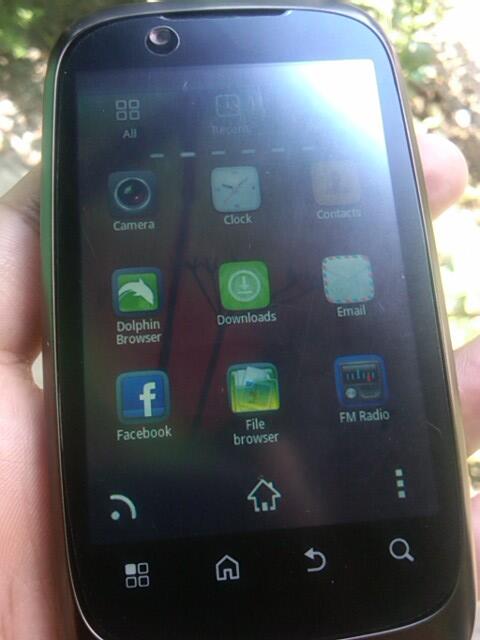 hp android Motorola XT530 jogja yogya