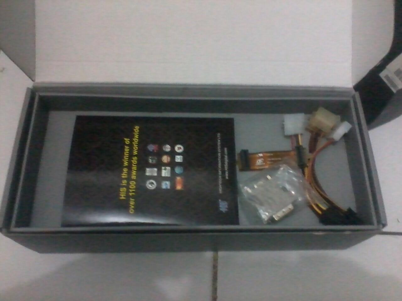 HIS HD 6950 2GB DDR5 UNLOCKED TO HD 6970 MURAH GAN !!