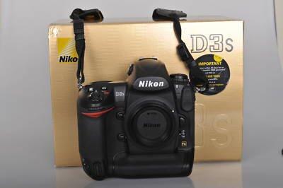 CAMERA NIKON D3S_ HRG/IDR:Rp.4.500.000 juta. CALL/SMS:0823-2427-9978