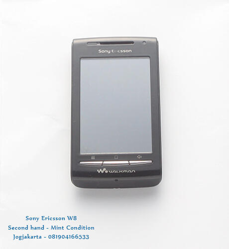 Sony Ericsson W8