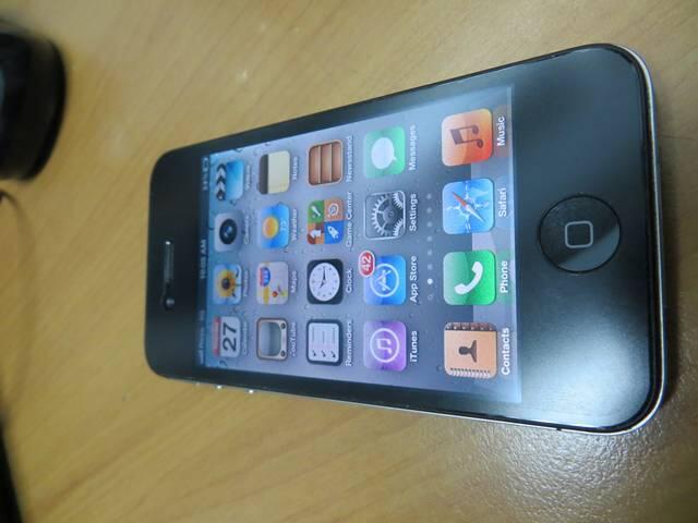 iphone 4 CDMA, murah meriaah......