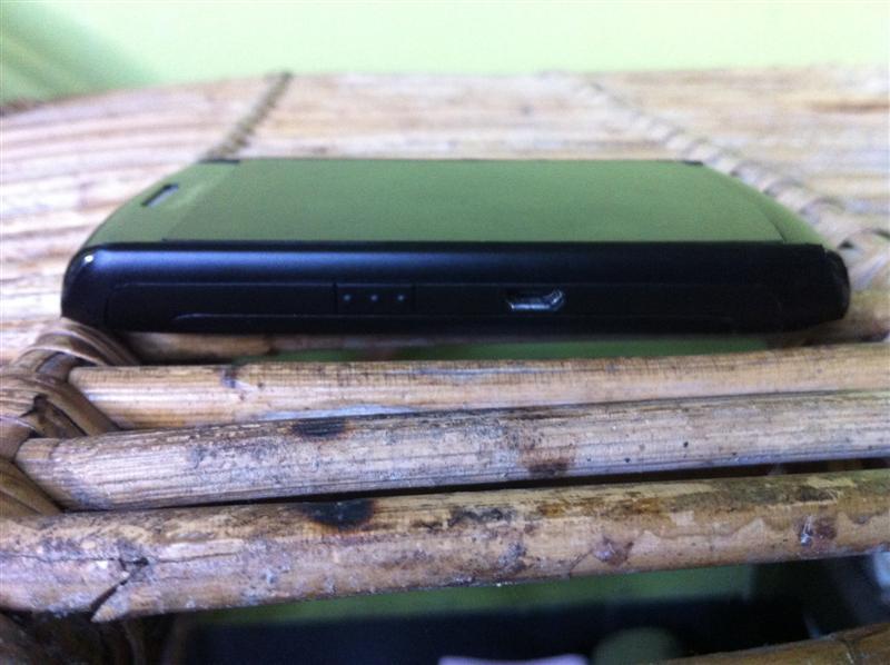 BLACKBERRY STORM 2 9520 ODIN.LENGKAP GARANSI PANJANG (JOGJA)