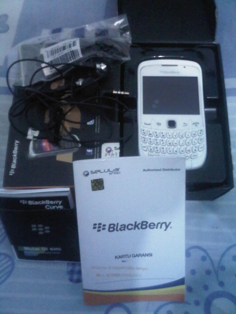 blacberry gemini 3g 9300 masih garansi celuller shop